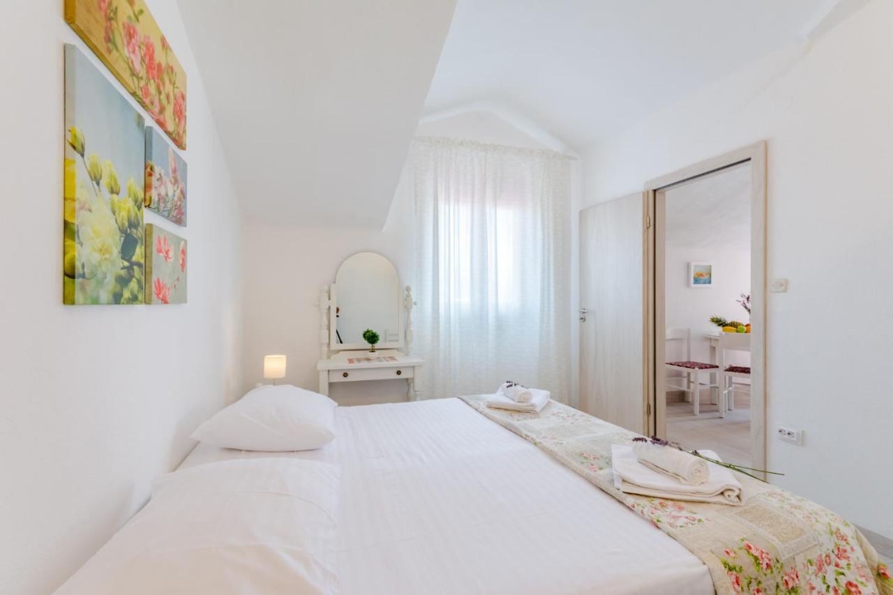 Villa Dinka スティヴァン エクステリア 写真