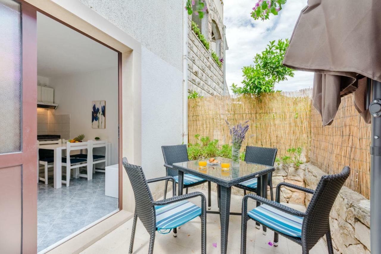Villa Dinka スティヴァン エクステリア 写真