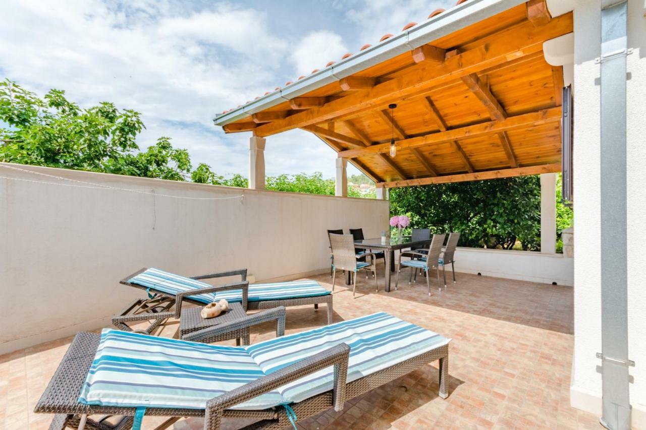 Villa Dinka スティヴァン エクステリア 写真