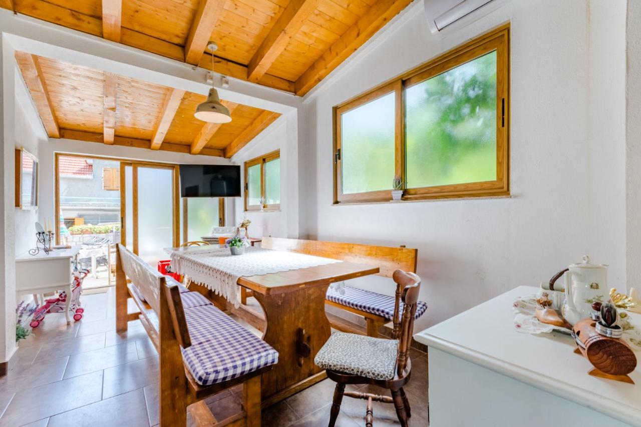Villa Dinka スティヴァン エクステリア 写真